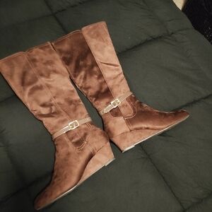 East 5th Brown Suede Boots